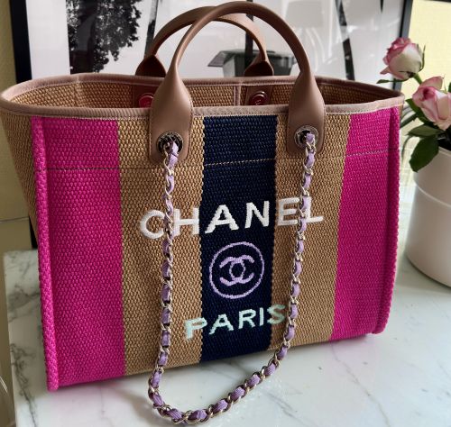 CHANEL DEAUVILLE SHOPPER IN BAST BEIGE  GOLDFARBENES METAL 