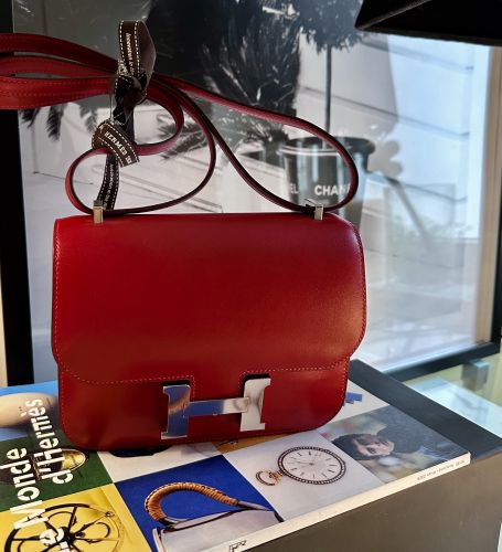 HERMÈS CONSTANCE 18 ROUGE VIF TADELACKT PALLADIUM HARDWARE HERMÈS CONSTANCE 18 ROUGE VIF TADELACKT PALLADIUM HARDWARE