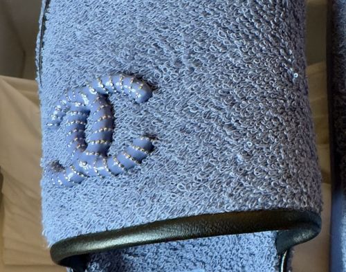 CHANEL MULES IN BLUE NOIR