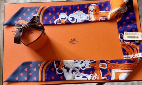 HERMES TWILLY LOVE LIMITED EDITION