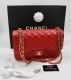 CHANEL CLASSIC FLAP BAG GROSS IN ROT KAVIAR LEDER  MIT GOLD HARDWARE 