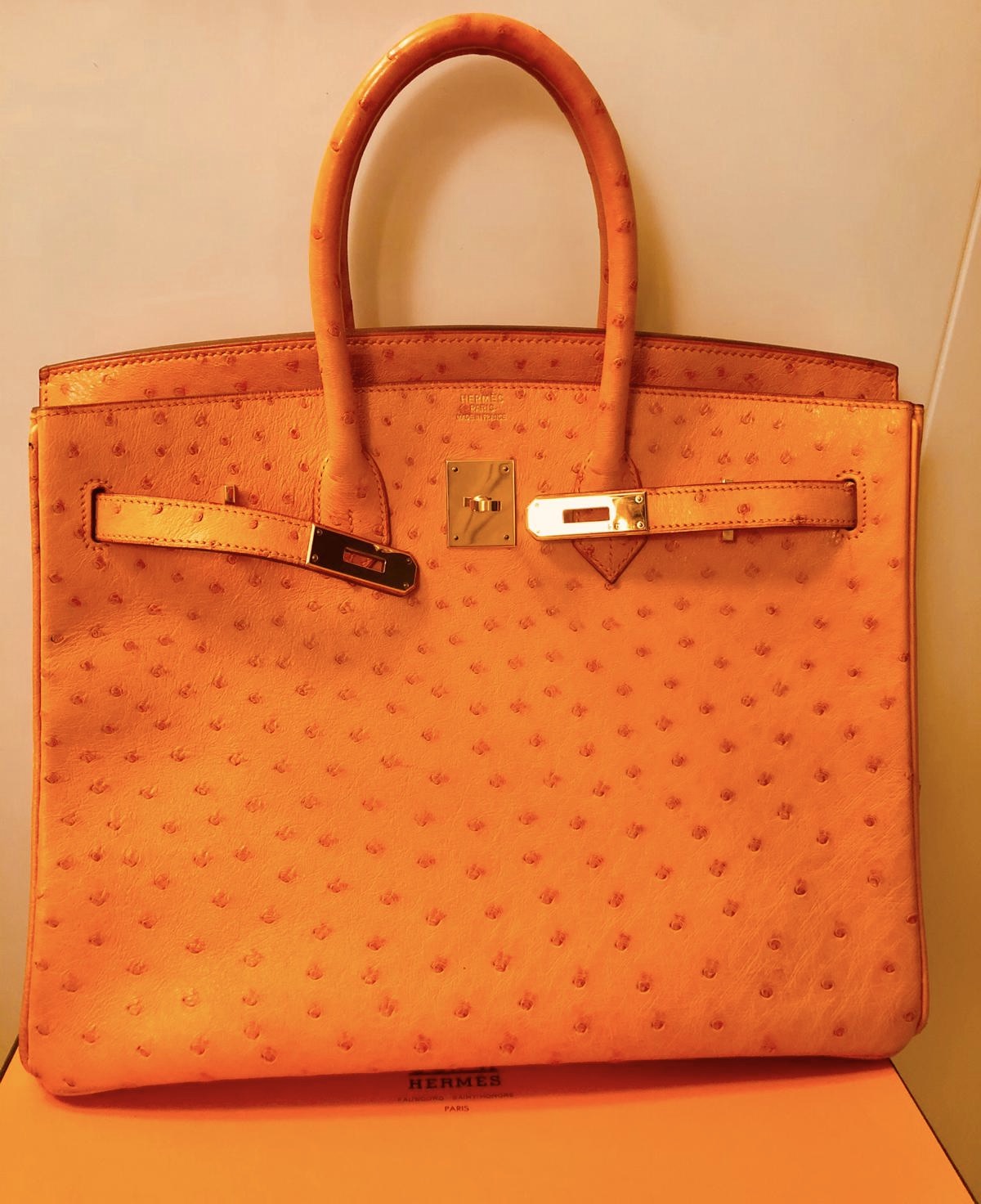 HERMÈS Femme Birkin Bag 35 aus Leder in Orange