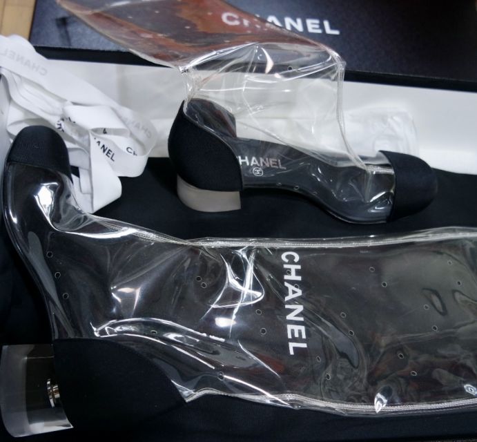 CHANEL BOOTS PVC CLEAR